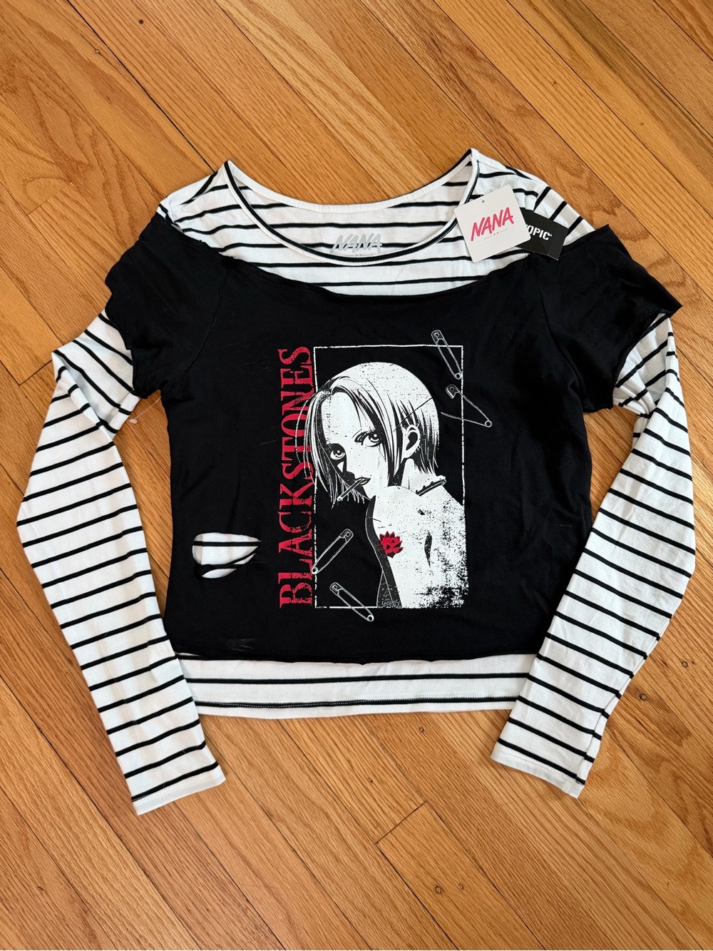 NANA X HOT TOPIC SIZE SMALL NEW WITH TAGS